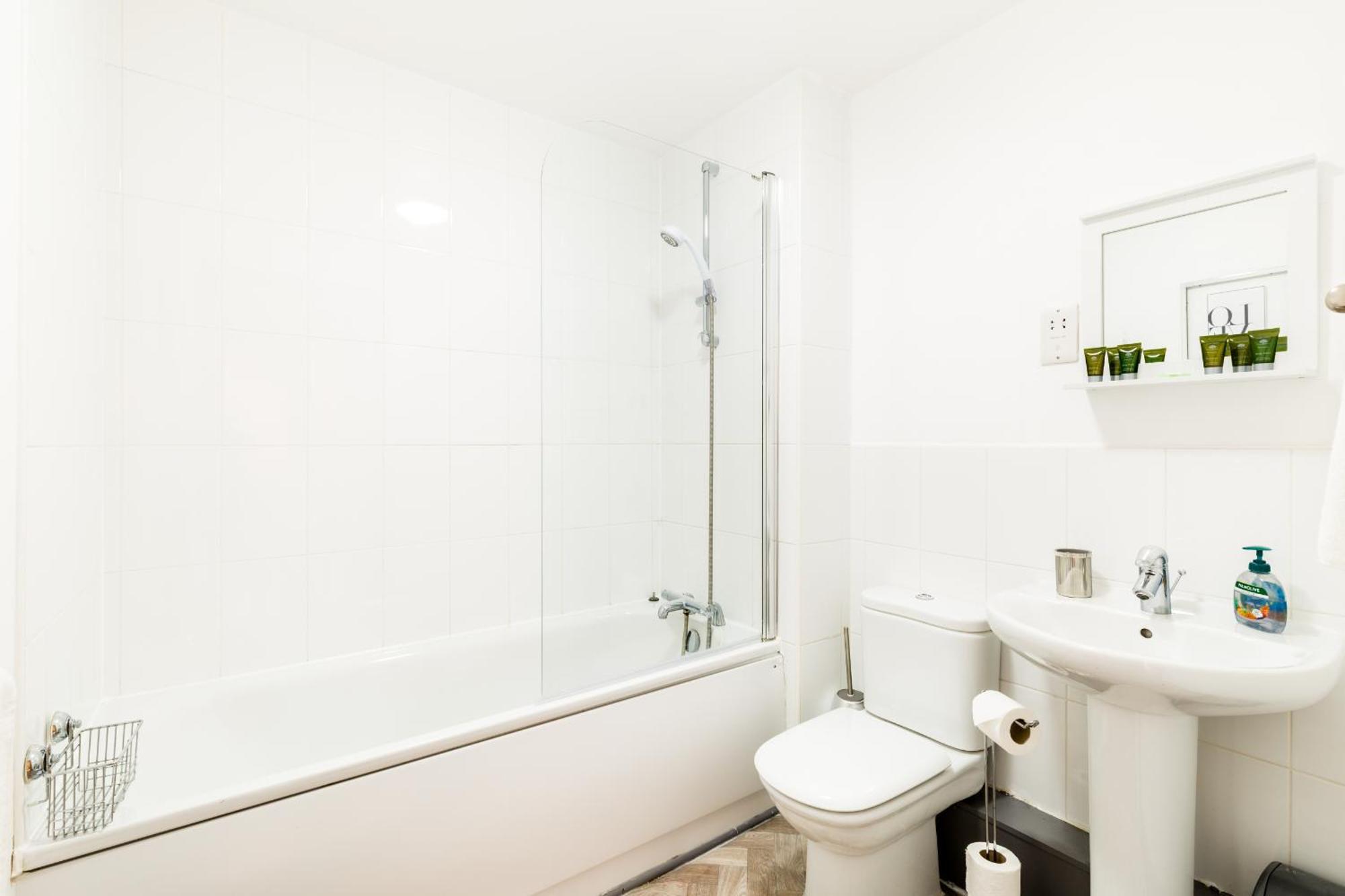 Comfort Living Properties Бирмингам Стая снимка